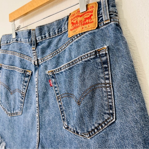 Levi's Raw Hem Cut Offs Denim Daisy Dukes 36 / XL - Picture 7 of 16